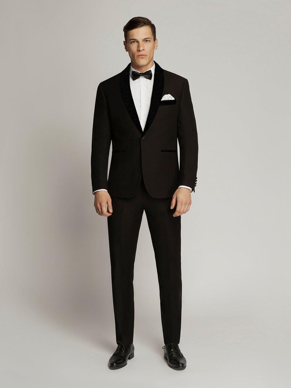 Wool blend velvet lapel tuxedo - Image 2
