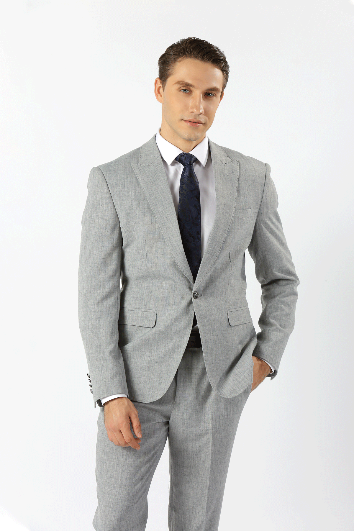 Stallone textured wing collar suit