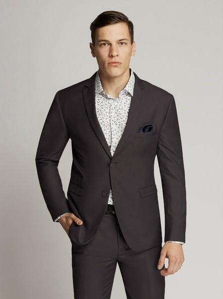 James suit with a slim cut - Image 10