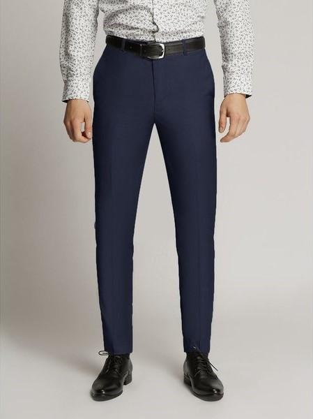 James suit with a slim cut - Image 13