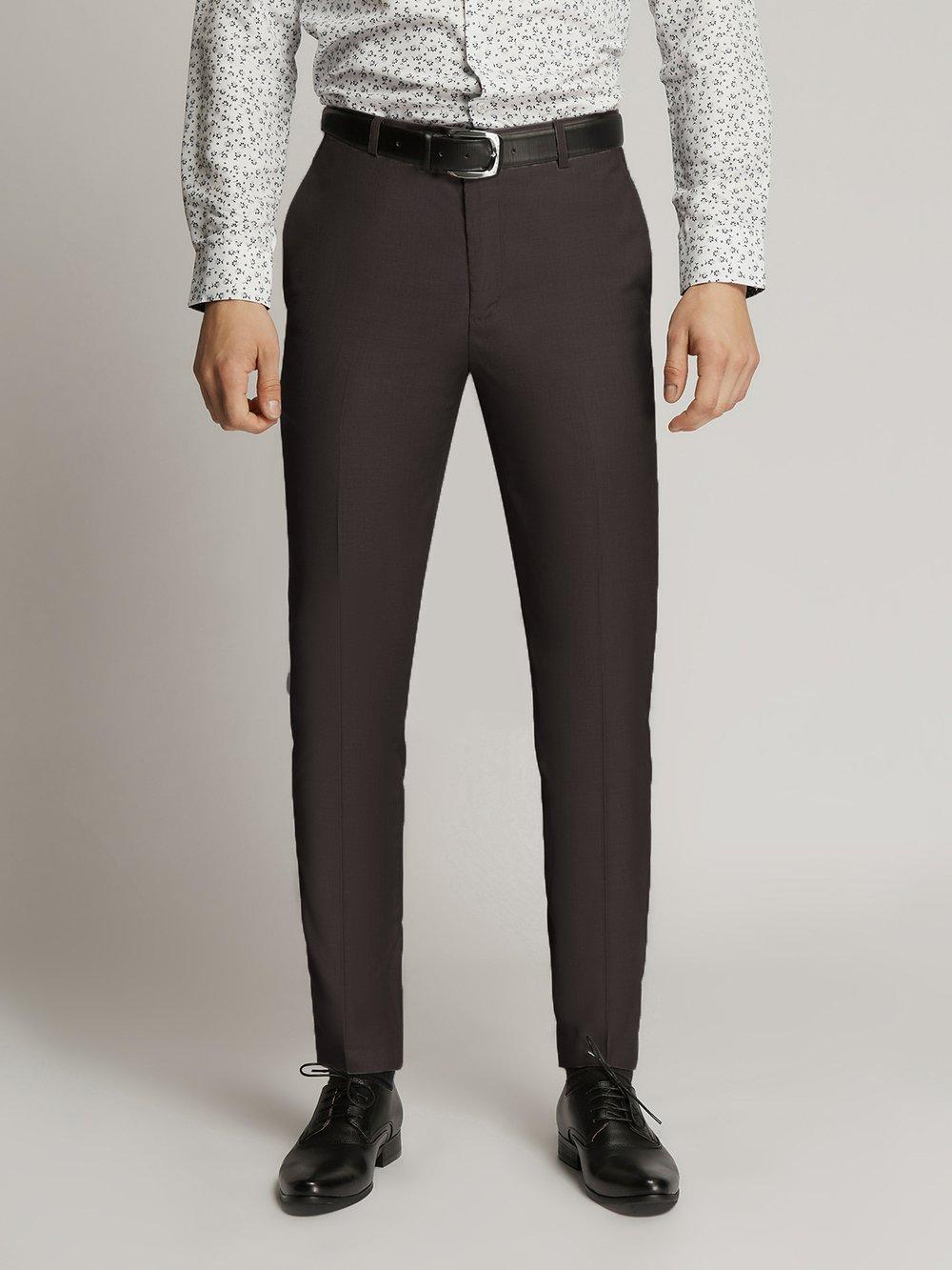 James suit with a slim cut - Image 8